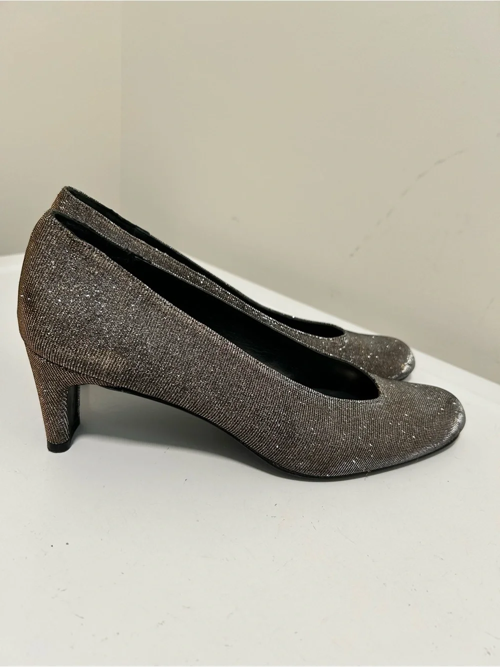 Stuart Weitzman Sparkly Silver Gold Heels Size 10N Narrow